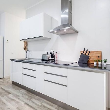 Apartamento Nuevo Cerca De La Playa Y Del Centro บาเลนเซีย ภายนอก รูปภาพ