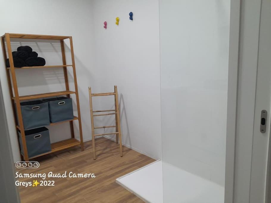 Apartamento Nuevo Cerca De La Playa Y Del Centro บาเลนเซีย ภายนอก รูปภาพ