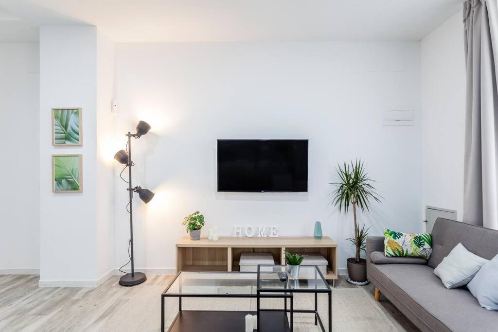 Apartamento Nuevo Cerca De La Playa Y Del Centro บาเลนเซีย ภายนอก รูปภาพ
